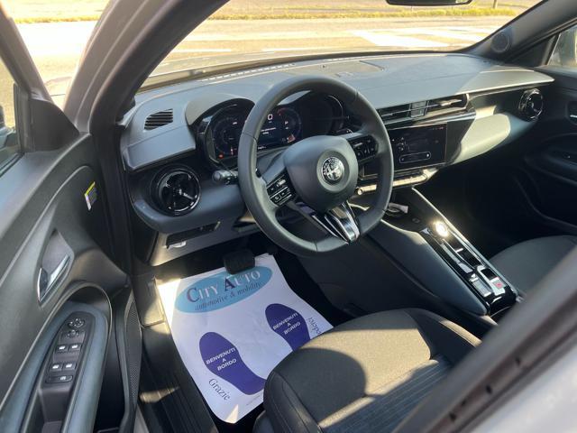 ALFA ROMEO Junior 1.2 136 CV Hybrid eDCT6