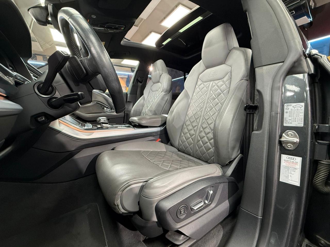 Audi Q8 50 TDI 286 CV quattro tiptronic (307)