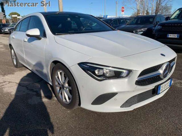 MERCEDES-BENZ CLA 180 CLA Shooting Brake 180 d TETTO d Business GE082CE
