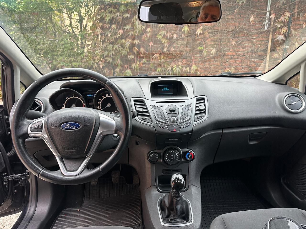 Ford Fiesta 1.5 TDCi 75CV 5 porte Titanium