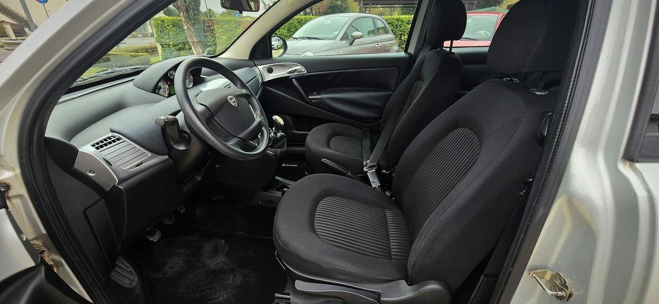 Lancia Ypsilon 1.2 Benzina - 2010