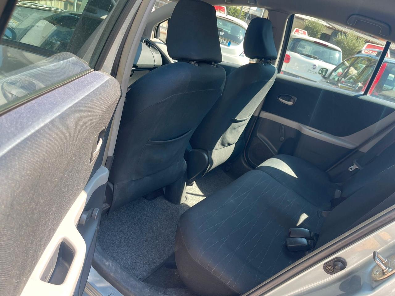 Toyota Yaris 1.4 D-4D 5 porte Sol