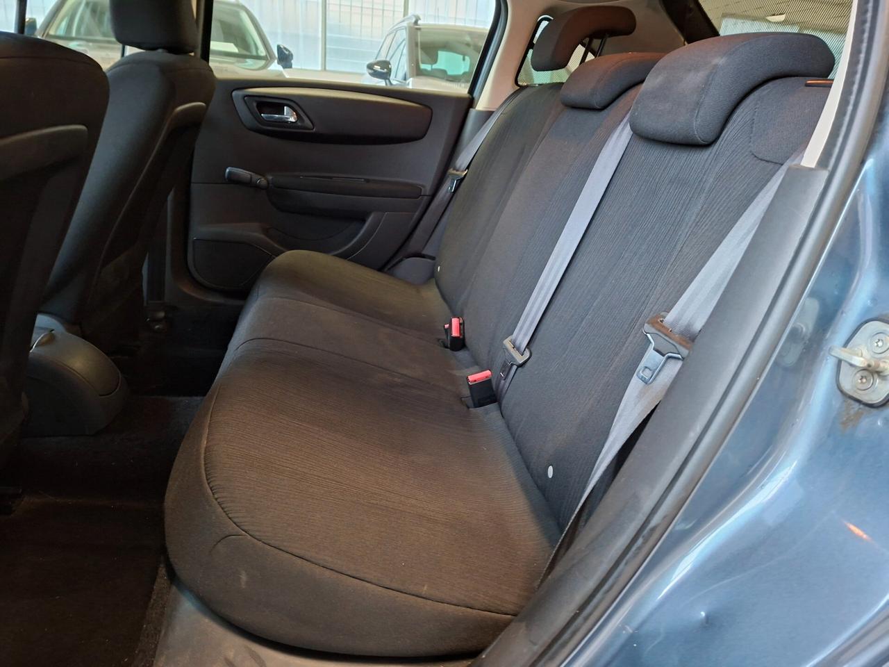 Citroen C4 1.4 BENZINA / DA NEOPATENTATI