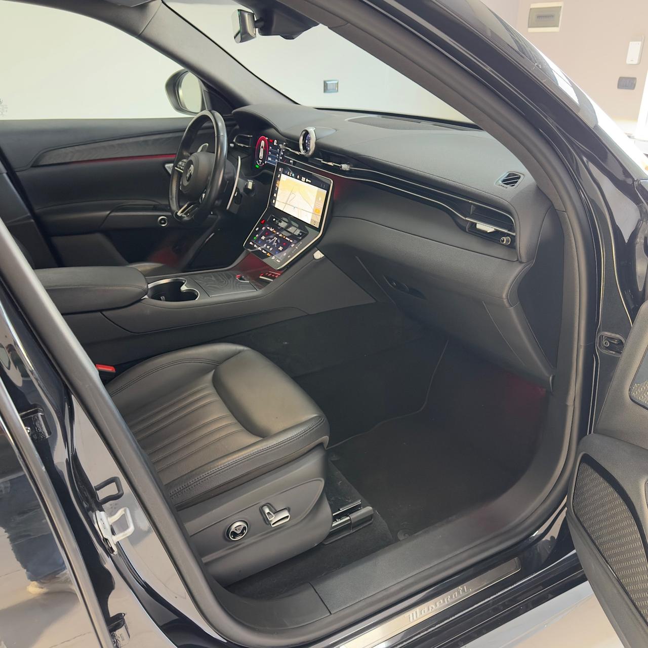 Maserati Grecale GT 2.0 mhev 300cv automatica full optional