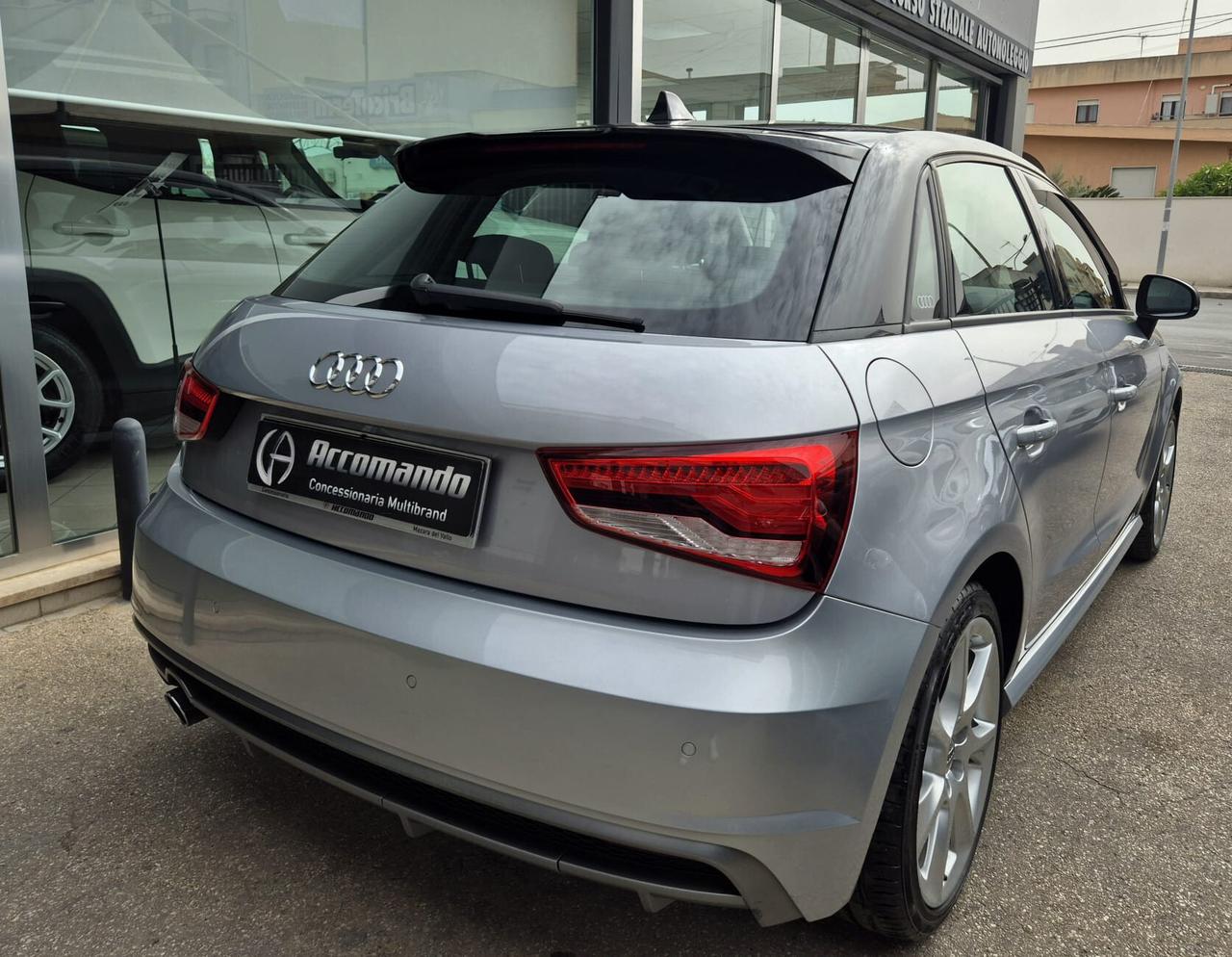 Audi A1 1.4 TDI S-LINE