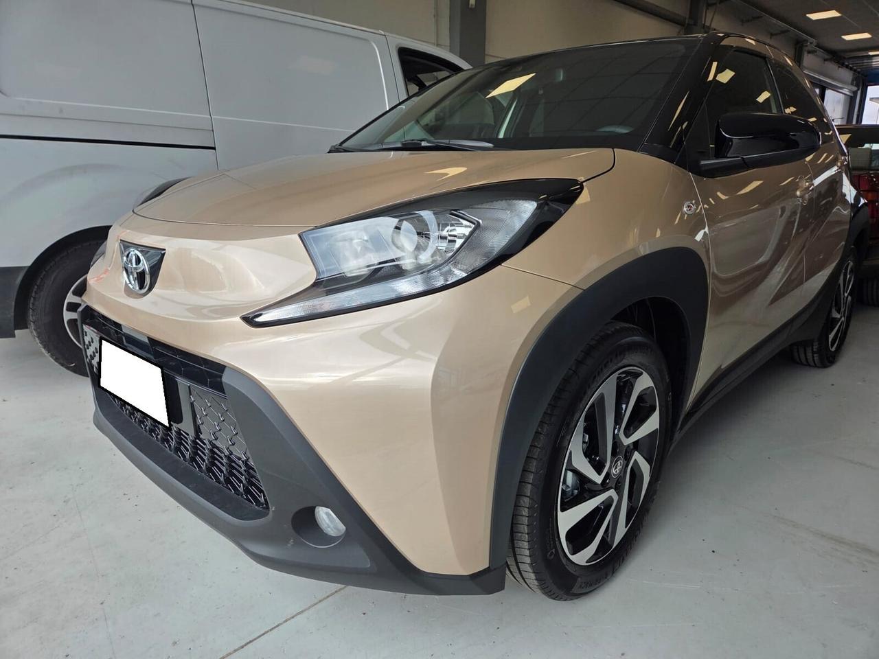 Toyota Aygo X 1.0 VVT-i 72 CV 5 porte Trend