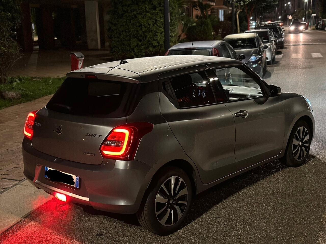 Suzuki Swift 1.2 Hybrid Top