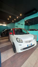 Smart for two cabrio 90 CAVALLI TURBO PASSION “Red& the city”