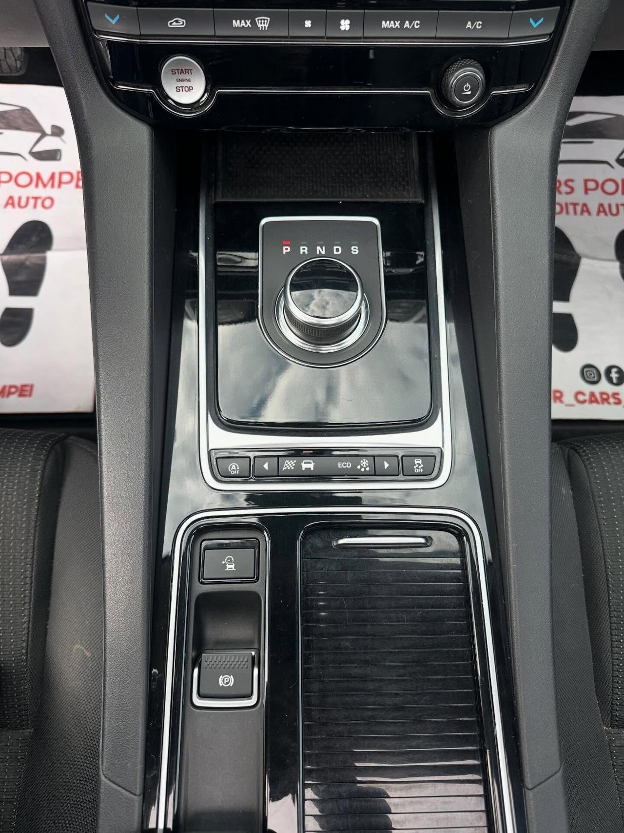 Jaguar F-Pace 2.0 D 180 CV AWD aut. Portfolio