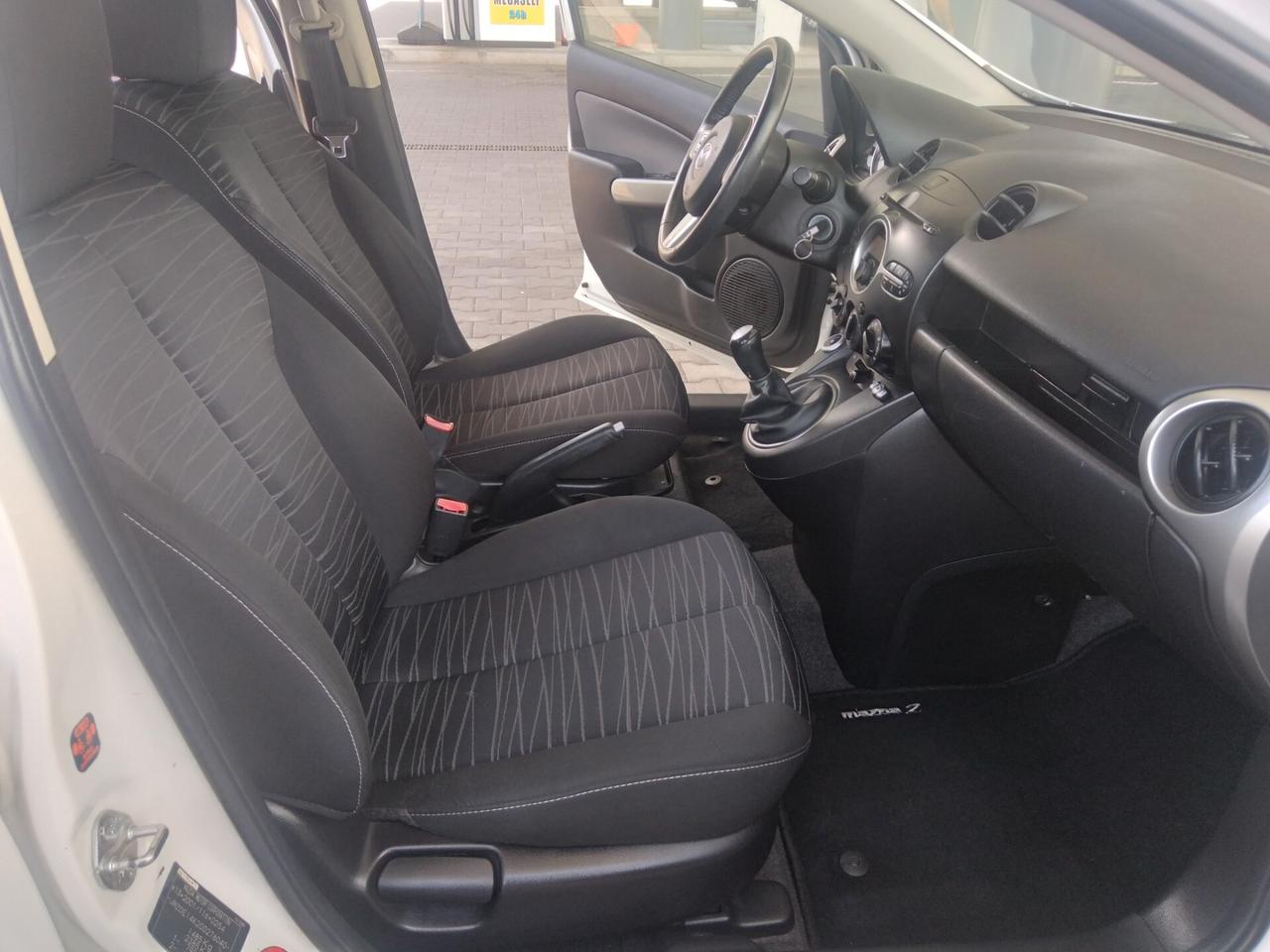 Mazda2 1.3 16V 75CV 5p. Play Gen. GPL x neopatentati