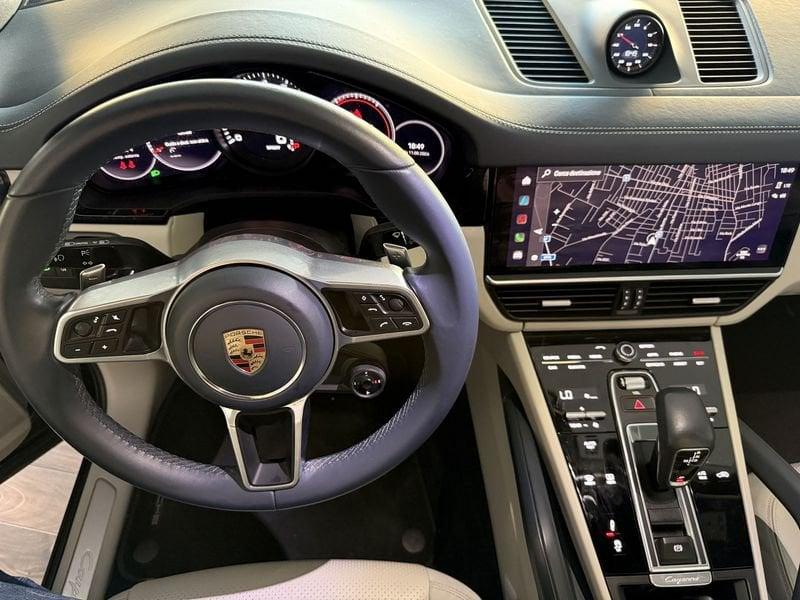 Porsche Cayenne Coupè Cayenne Coupe 3.0 tiptronic 22"