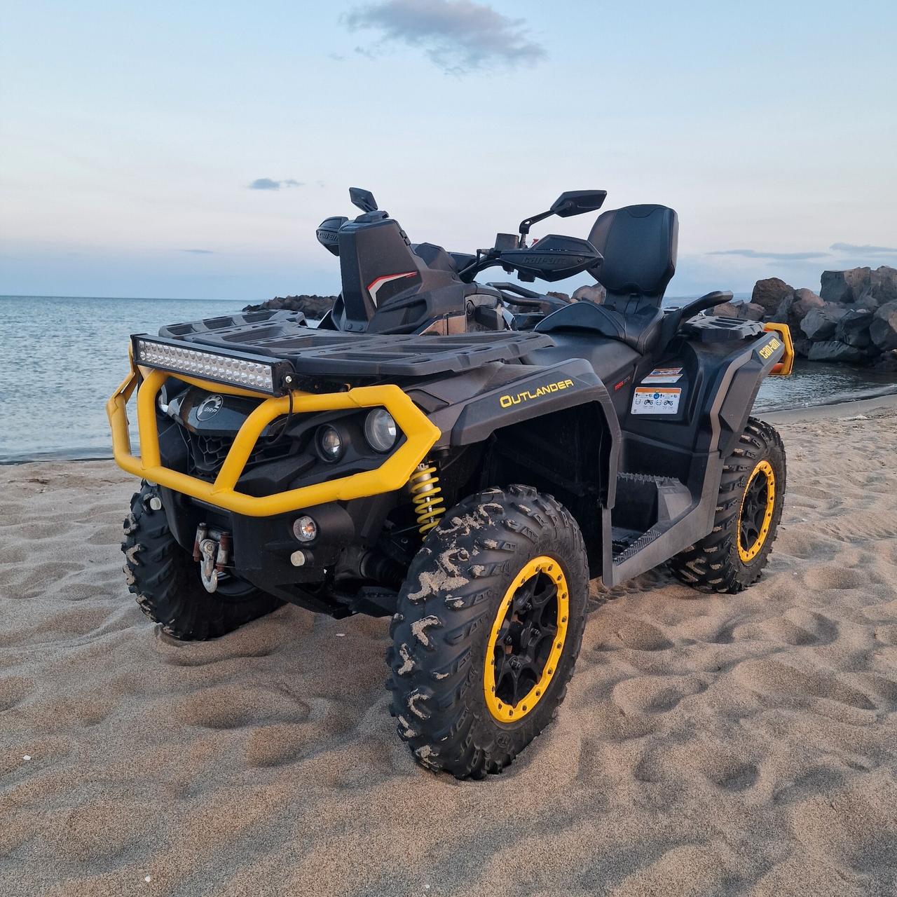 Can-am Outlander 1.0cc