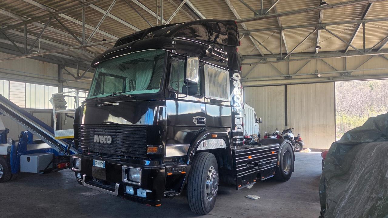 Iveco Turbostar 190.48 Pneumatico