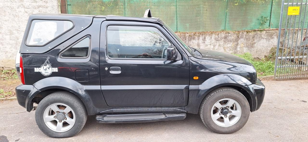 Suzuki Jimny 1.3i 16V cat 4WD JLX