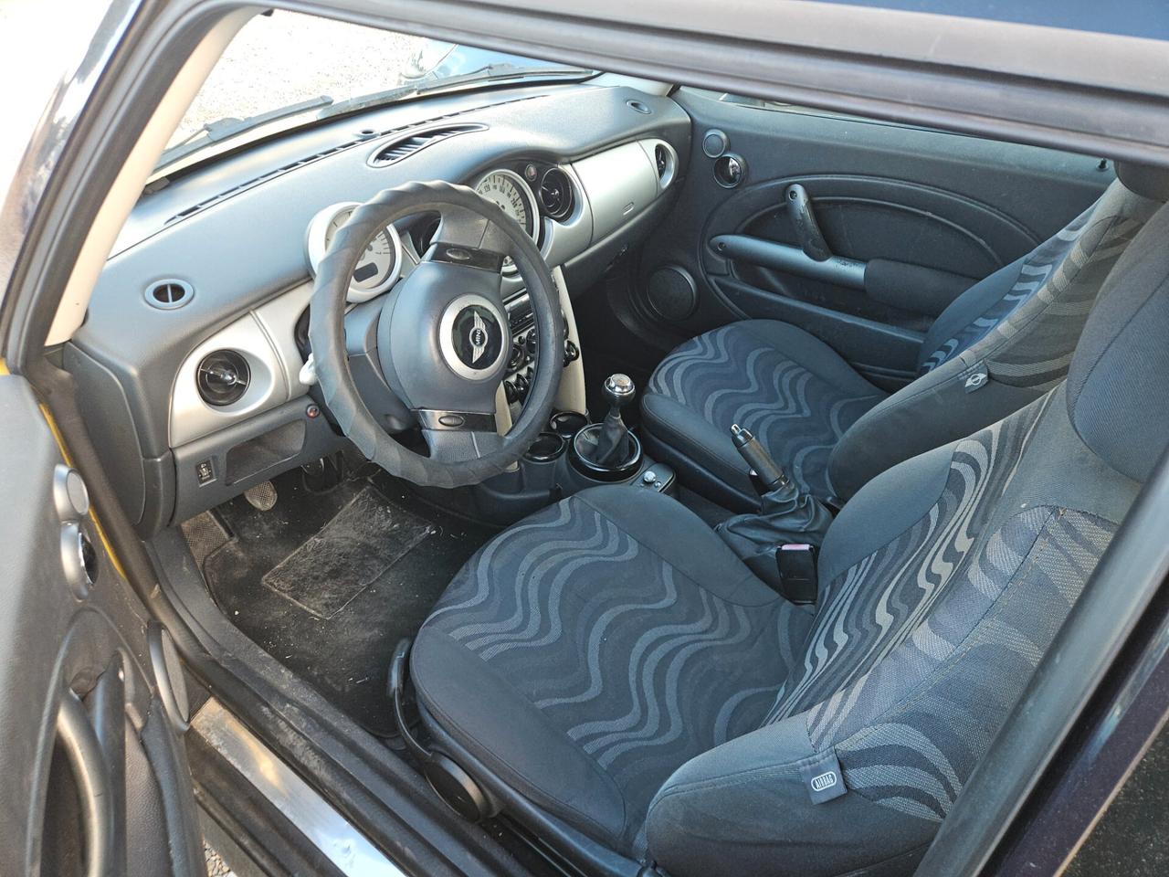 Mini 1.4 tdi One D de luxe kw 55 cv 75