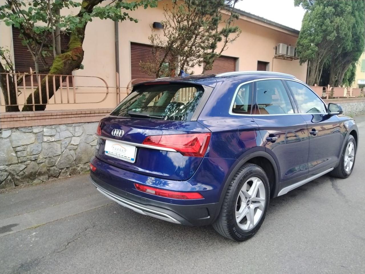 Audi Q5 Business Advanced 2.0 35 TDI MHEV #5442