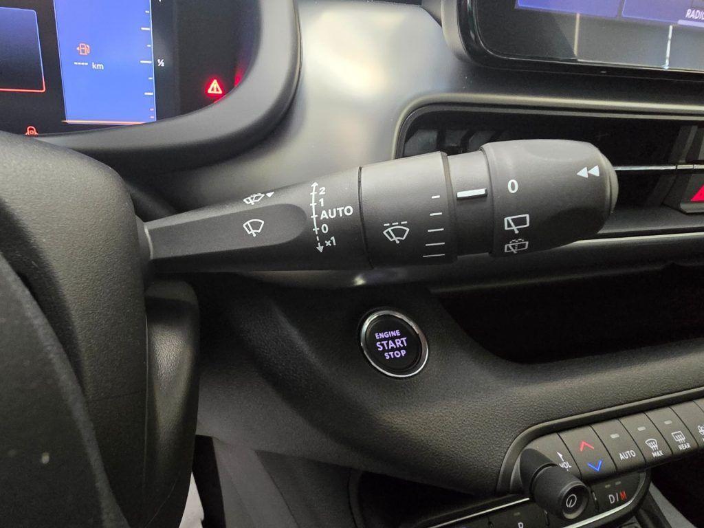 Jeep Avenger 1.2 Turbo 100 CV e-Hybrid Summit