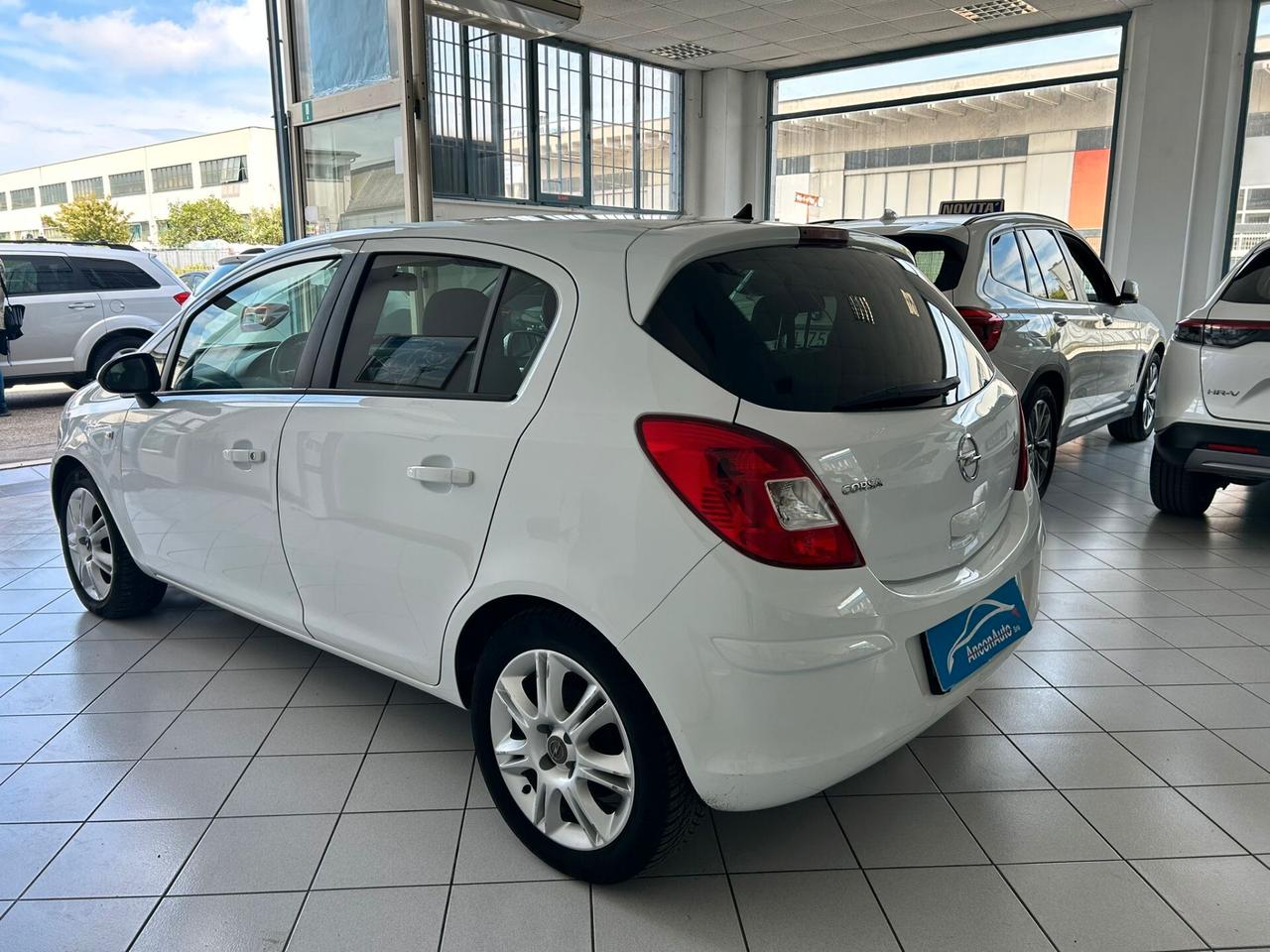 Opel Corsa 1.2GPL X NEOPATENTATI 2012