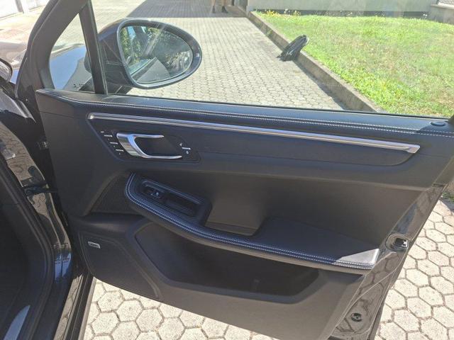 PORSCHE Macan 3.0 GTS