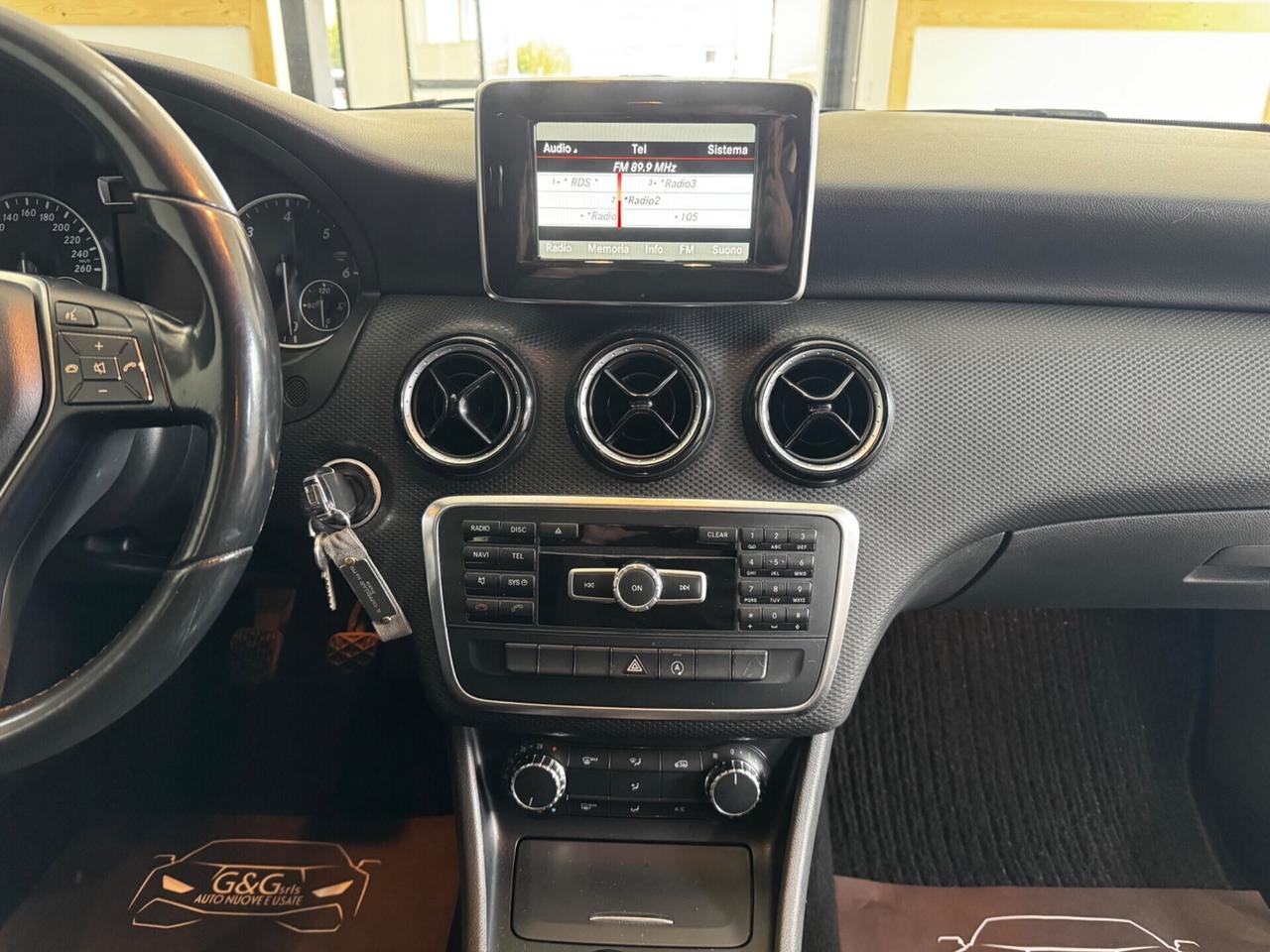 Mercedes-benz Classe A 180d -2015