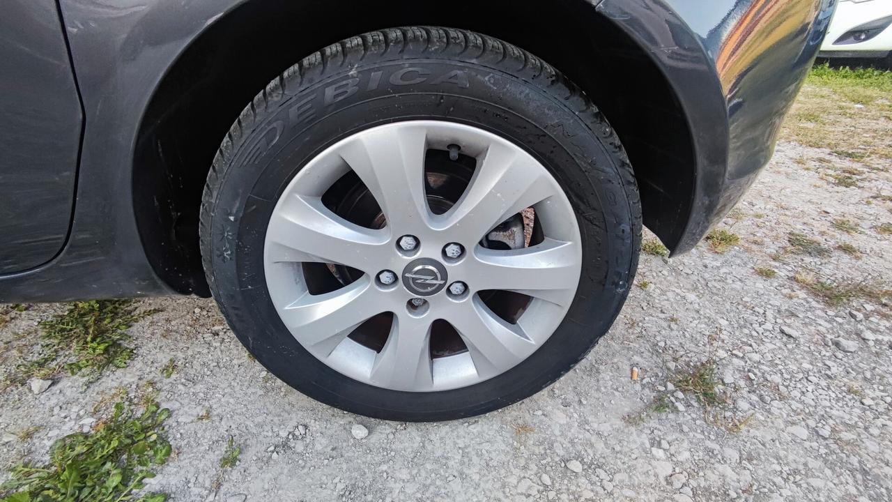 Opel Meriva 1.4 Benz 2013