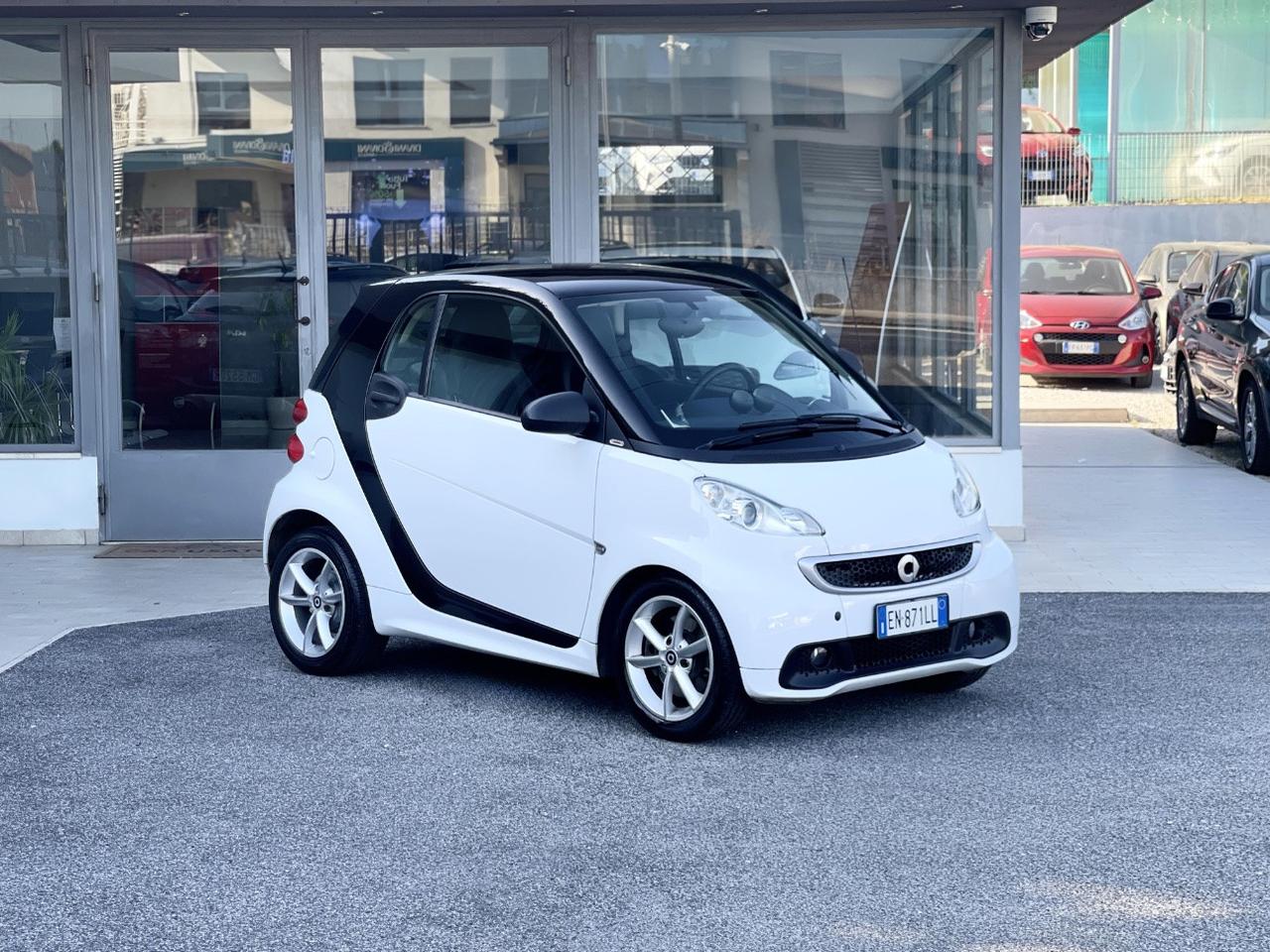 Smart fortwo coupe 1.0 Benzina 71CV E5 Neo - 2012