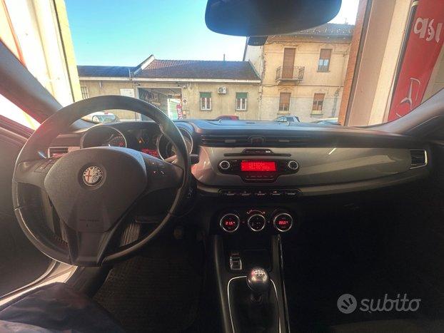Alfa Romeo Giulietta 1.6 JTDm-2 105 CV Distinctive