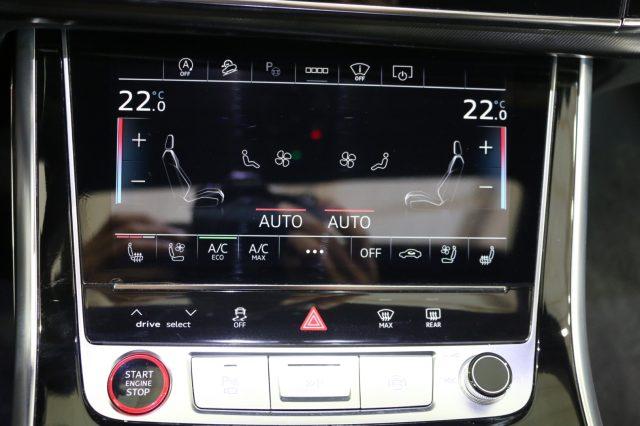 AUDI RS Q8 Performance 640CV "" Km 27000 "" NEW MODEL ""