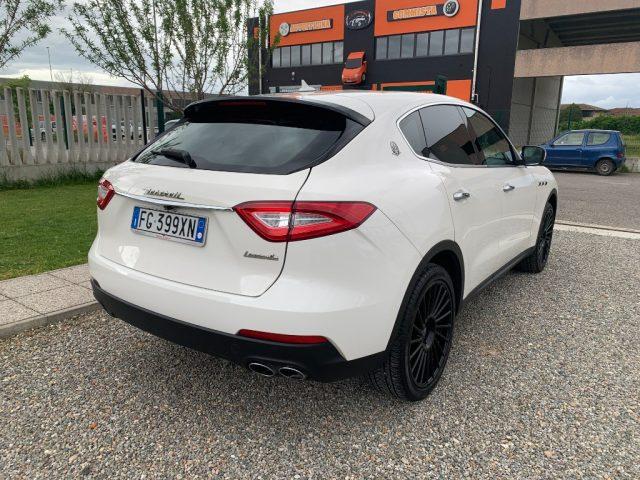 MASERATI Levante V6 Diesel 275 CV AWD