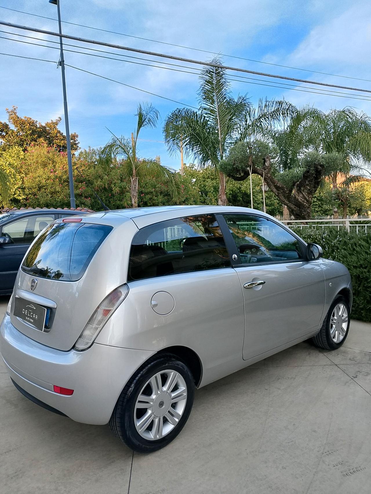 Lancia Ypsilon 1.4 Argento Ecochic GPL