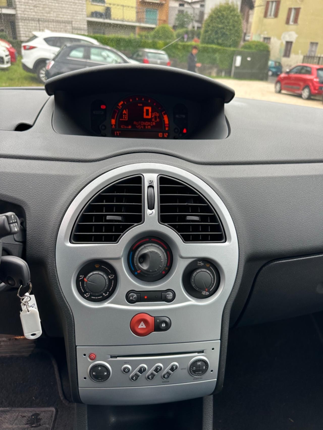 Renault MODUS 1.2 16V DYNAMIQUE KMCERT GARANZ UNICOPR NEOPAT