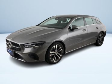 Mercedes CLA Shooting Brake 180 D Progressive Advanced 8G-DCT