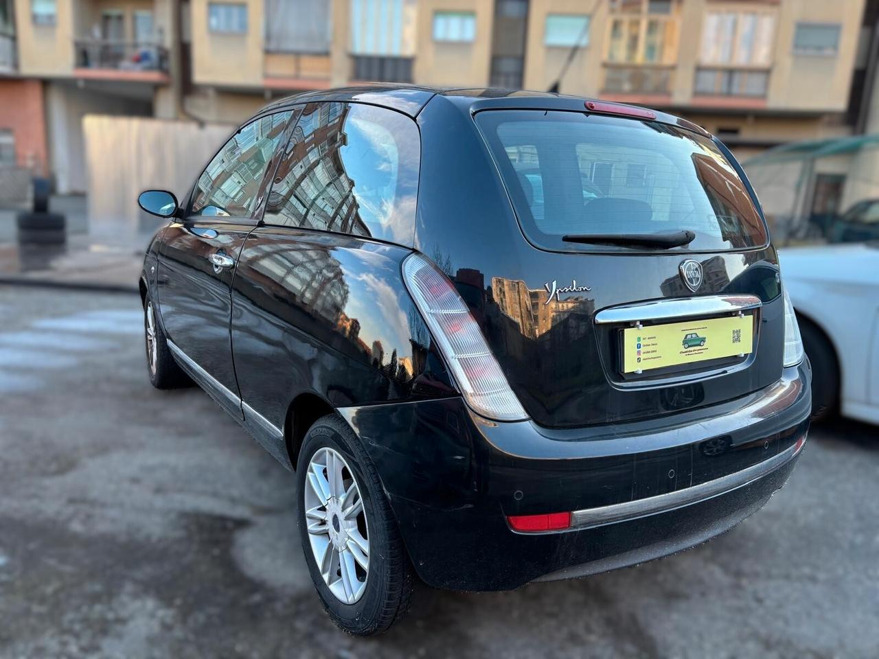 Lancia Ypsilon 1.2 Platino