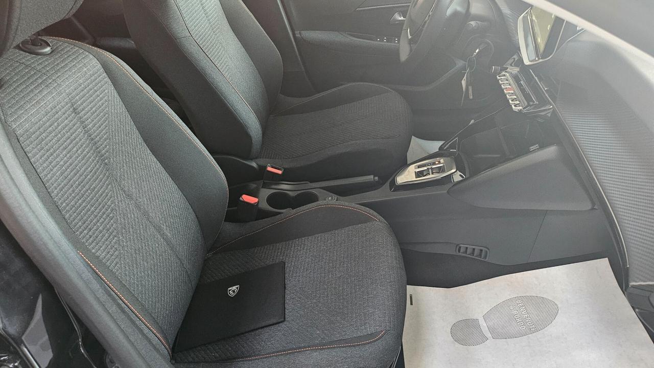 Peugeot 208 Hybrid 110 e-DCS6 Style