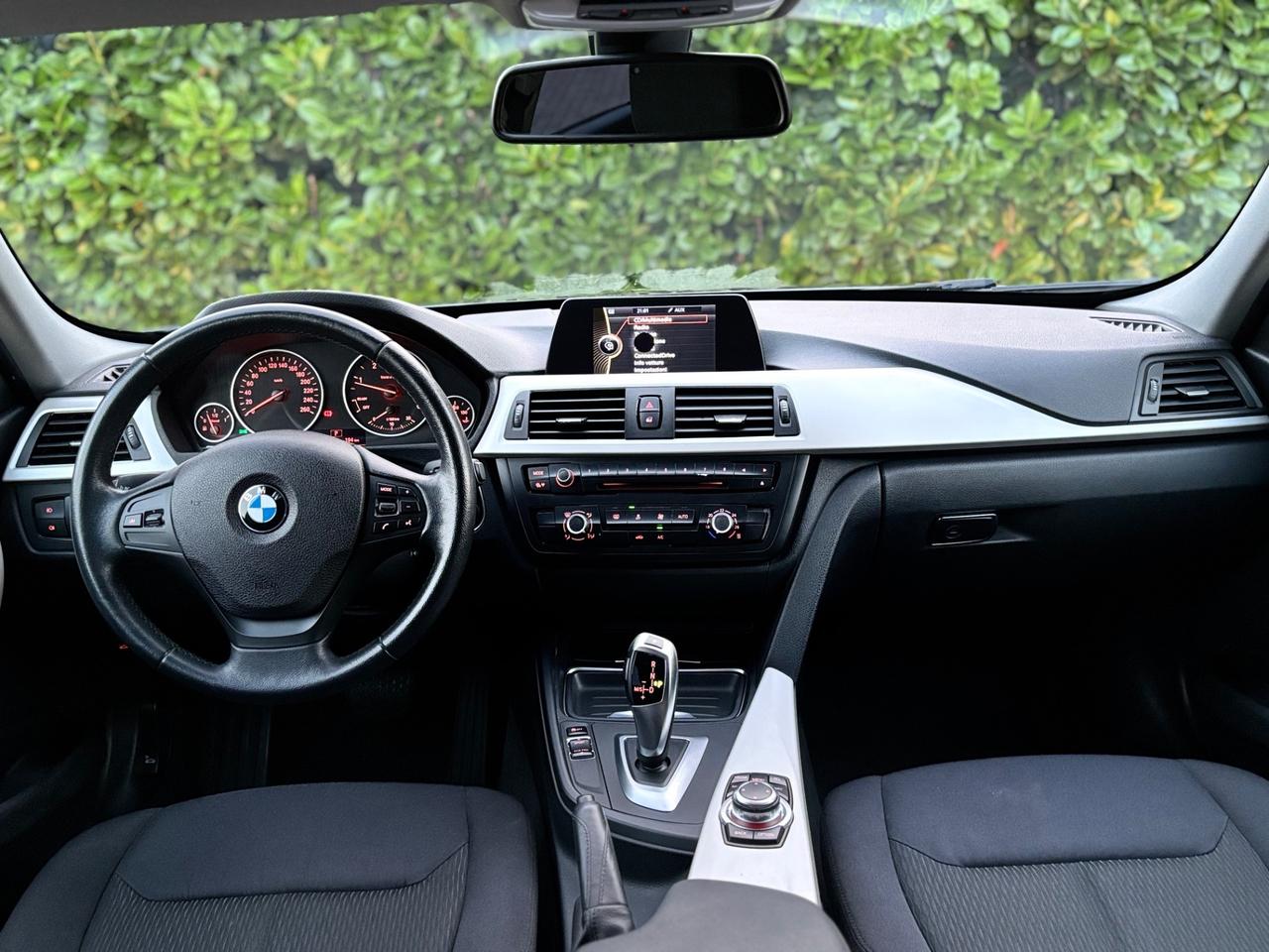 BMW 318d Touring