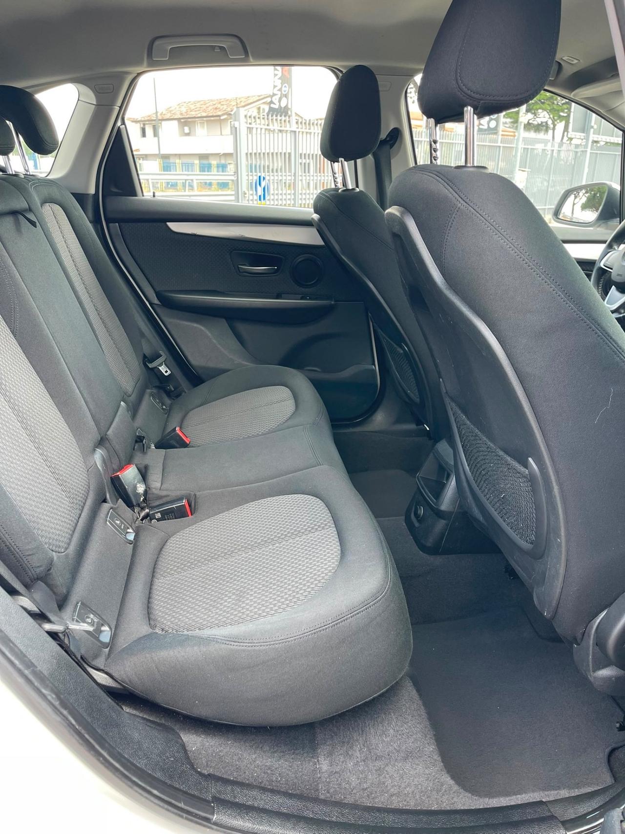 Bmw Serie 2 gran tourer 1.5 Full optional