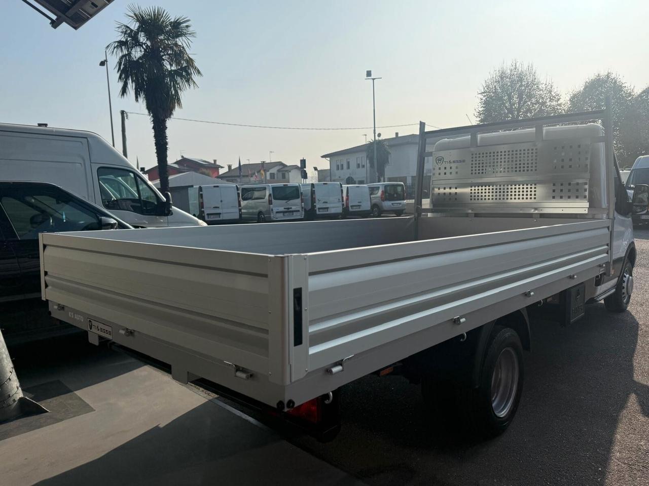 Ford Transit 350 Gemellato con Cassone Fisso.in alluminio nuovo