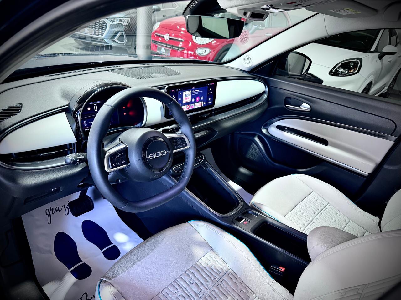 Fiat 600 1.2 110CV Hybrid La Prima