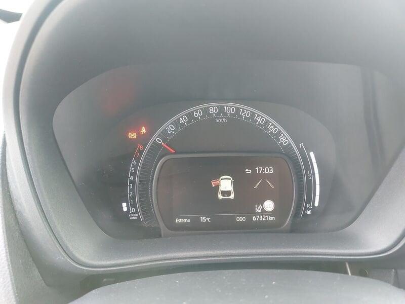 Toyota Aygo X 1.0B (72 CV) Trend Air VENDUTA