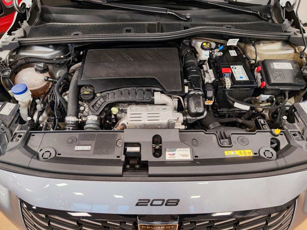 Peugeot 208 1.2 BENZINA 100 CV -ALLURE-