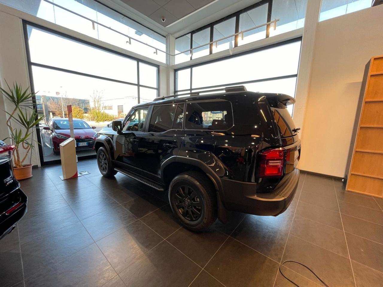 Toyota Land Cruiser Land Cruiser 2.8 D4D A/T AWD Adventure