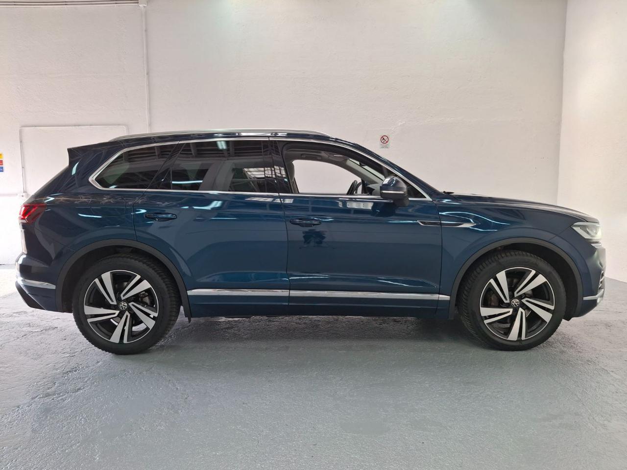 VOLKSWAGEN Touareg 3ª serie Touareg 3.0 V6 TDI...