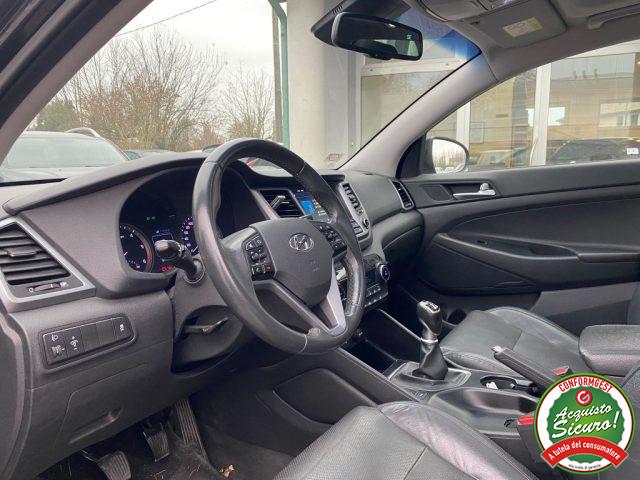 HYUNDAI Tucson 1.7 CRDi XPossible Tetto Navi Pelle