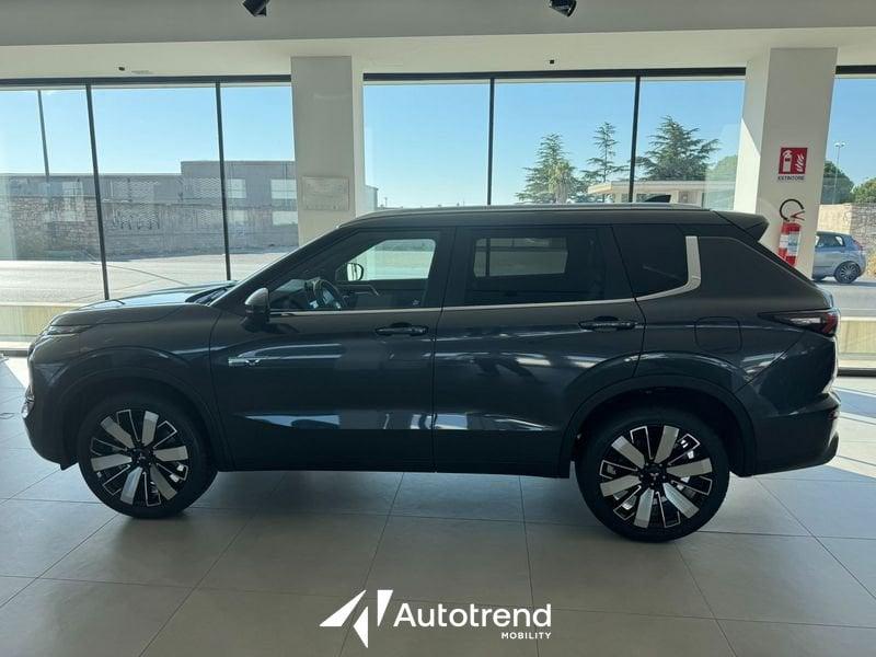 Mitsubishi Outlander PHEV 2.4L Plug-In Hybrid PHEV 306 CV AWD Intense