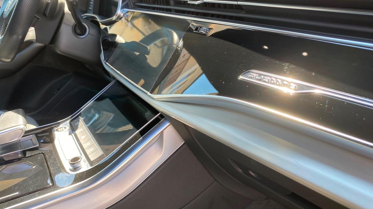 Audi Q8 55 TFSI e quattro tiptronic Sport S-Line