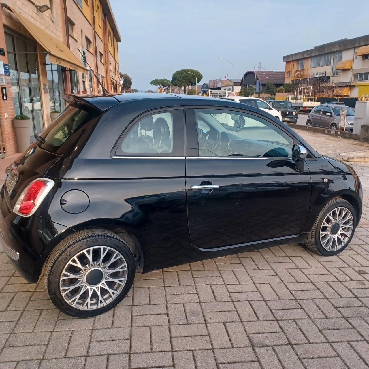 TETTO PANORAMICO MOLTO BELLA 500 1.3 MJTD NEOPATENATI