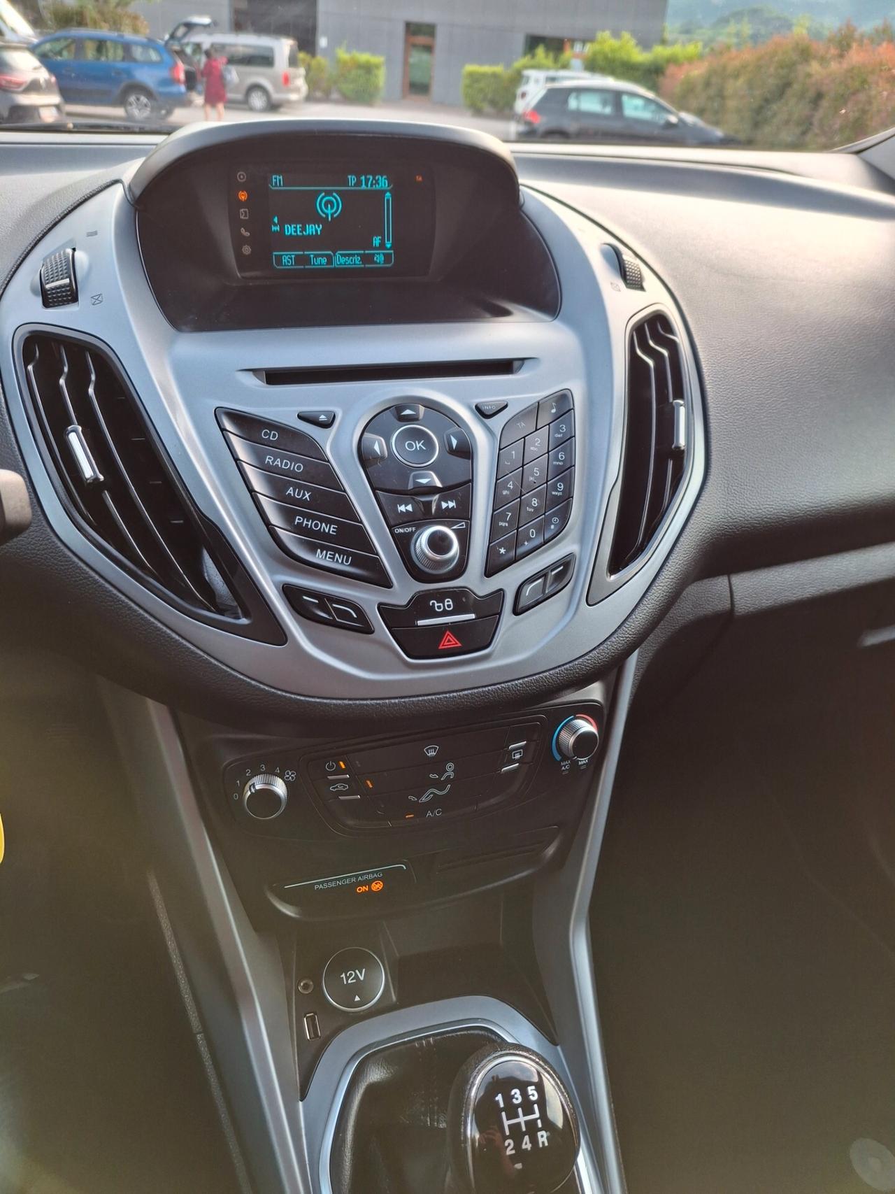 Ford bmax anno 2016 titanium neo patentati