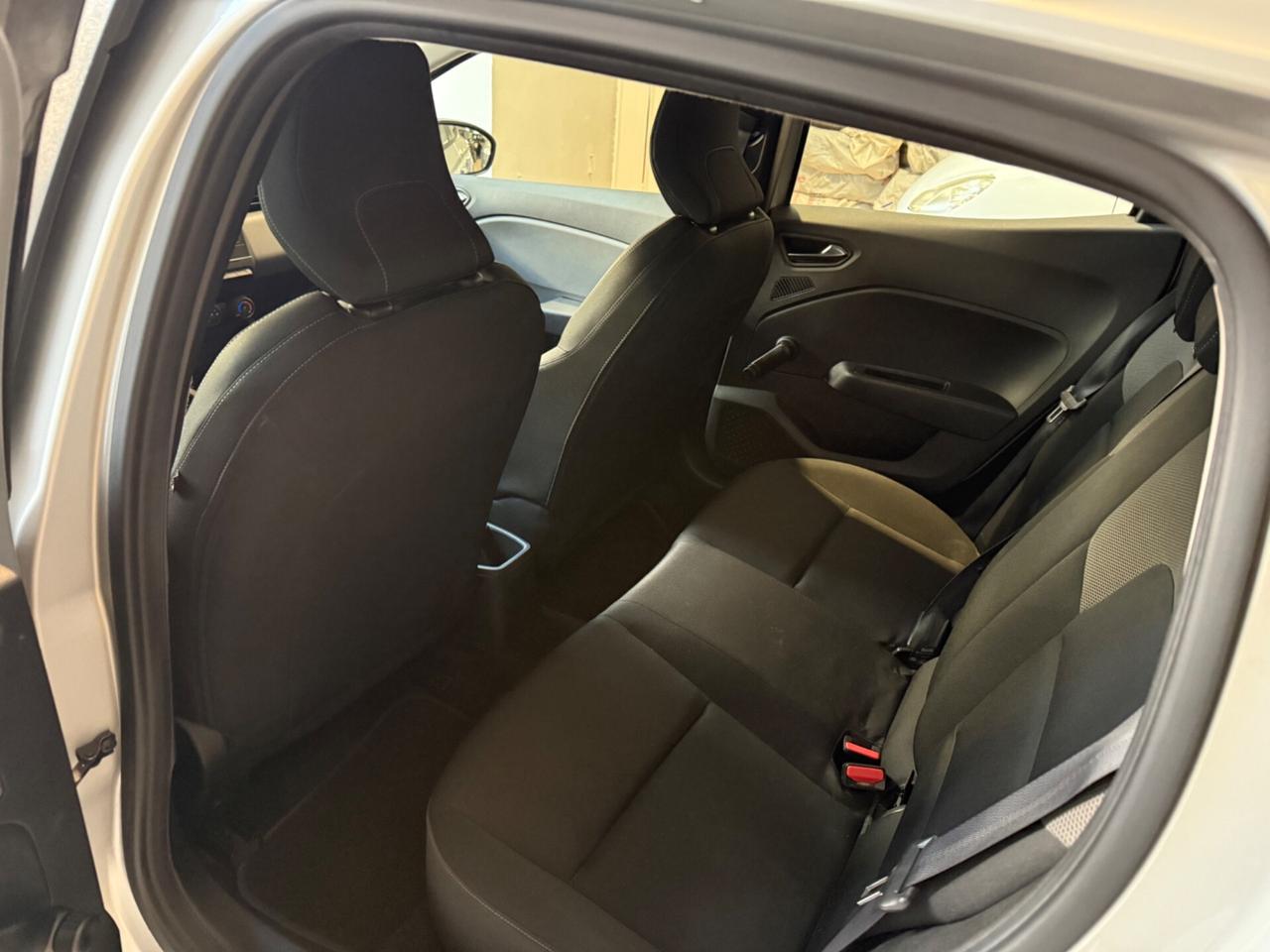 Renault Clio Life 1.0 benz guidabile da neopatentati