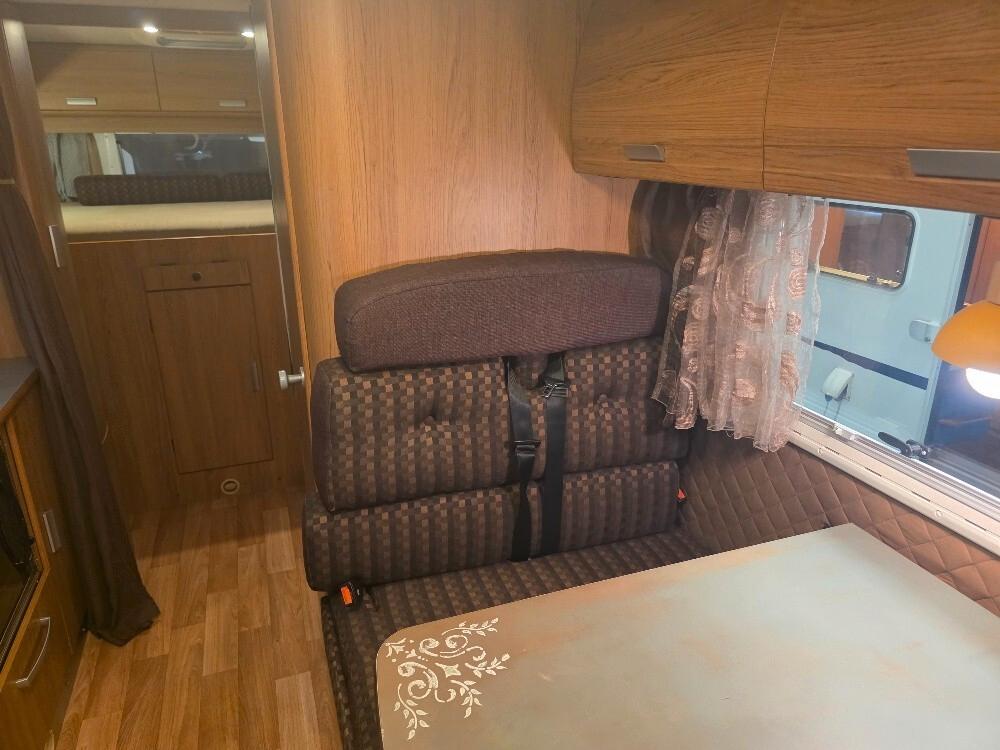 CAMPER RIMOR SUPERBRIG 677
