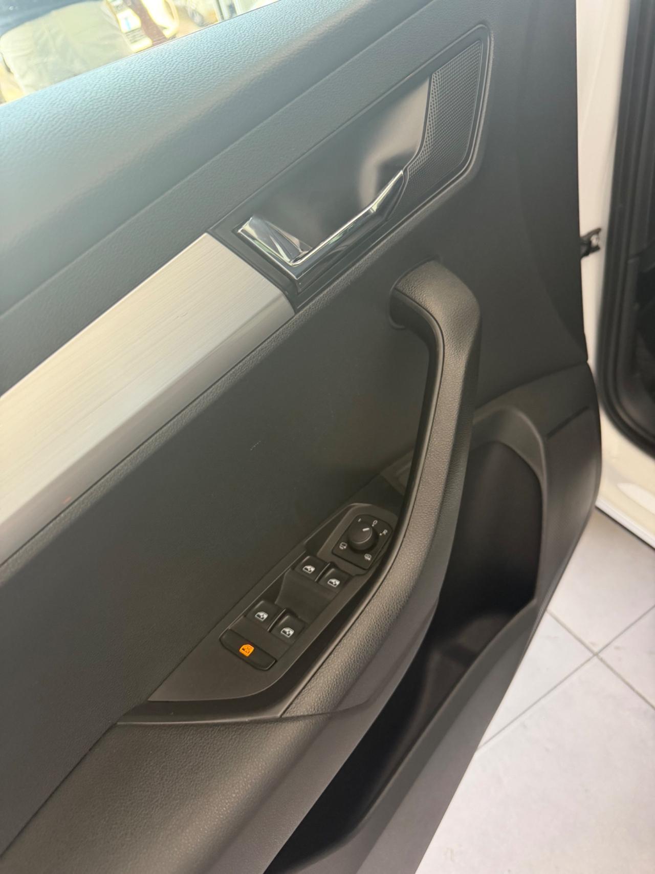 Skoda Karoq 1.6 TDI SCR DSG Style FINANZIABILE